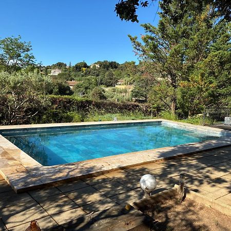 Gite 2 Chambres Avec Piscine Sernhac Exterior foto
